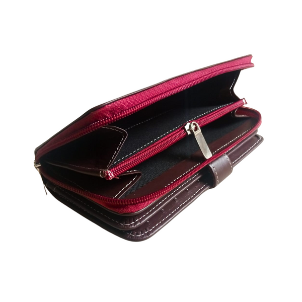 The Ultimate Burgundy Leather Traveller with Loop Closure